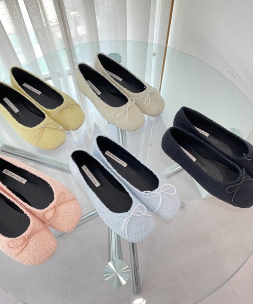 by muni:r（バイ ムニール）の「リボン ラウンドト フラット シューズ（バレエシューズ・レディース・スカイブルー/ブラック/ピンク/イエロー/アイボリー・23.0cm/24.0cm/25.0cm）」の12枚目の写真