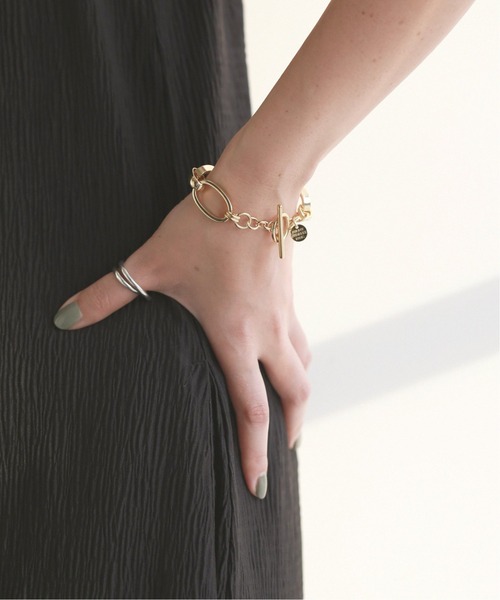 PHILIPPE AUDIBERT(フィリップ オーディベール)の「【PHILIPPE AUDIBERT】 BRACELET CHAINE MARIMA:ブレスレット◆(ブレスレット・レディース・ゴールド・FREE)」の5枚目の写真