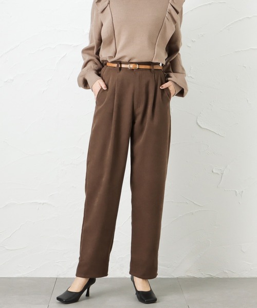 Howdy Marie（ハウディ―マリー）の「ペグトップタックパンツ（その他パンツ・レディース・ネイビー/ベージュ/ブラウン・M/L）」の2枚目の写真