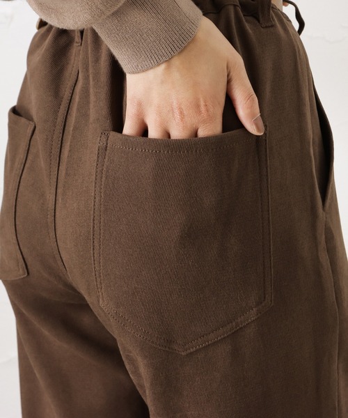 Howdy Marie（ハウディ―マリー）の「ペグトップタックパンツ（その他パンツ・レディース・ネイビー/ベージュ/ブラウン・M/L）」の15枚目の写真