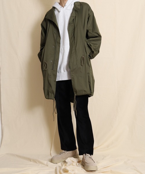 SPINNS(スピンズ)の「ビッグシルエットM-65 ノーカラーモッズコート(モッズコート・メンズ・ブラック/カーキ・ONESIZE)」の6枚目の写真