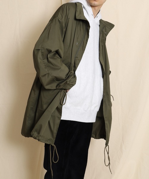 SPINNS(スピンズ)の「ビッグシルエットM-65 ノーカラーモッズコート(モッズコート・メンズ・ブラック/カーキ・ONESIZE)」の10枚目の写真