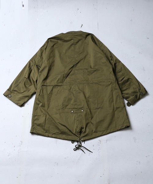 SPINNS(スピンズ)の「ビッグシルエットM-65 ノーカラーモッズコート(モッズコート・メンズ・ブラック/カーキ・ONESIZE)」の17枚目の写真