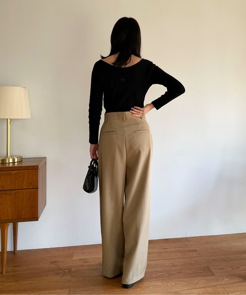 EPIMI E'PIMMY(エピミエピミー)の「アソートボートネックプルオーバー(Tシャツ/カットソー・レディース・ブラック/オフホワイト/ホワイト×ブラック・MEDIUM)」の9枚目の写真