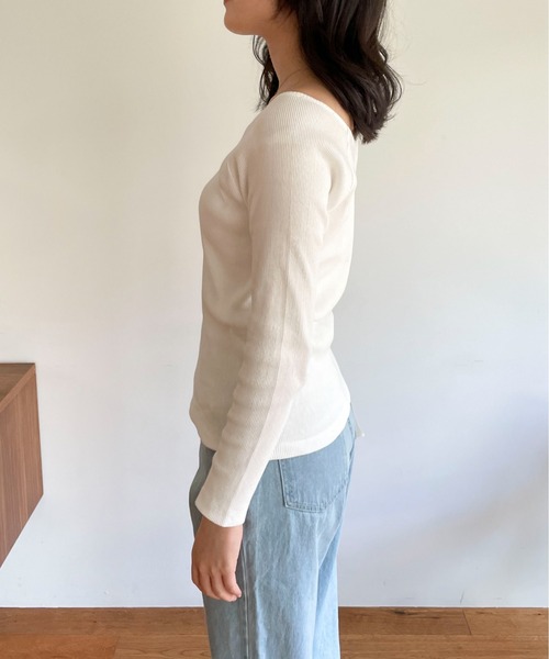 EPIMI E'PIMMY(エピミエピミー)の「アソートボートネックプルオーバー(Tシャツ/カットソー・レディース・ブラック/オフホワイト/ホワイト×ブラック・MEDIUM)」の21枚目の写真