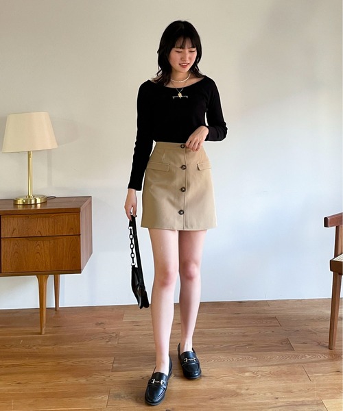 EPIMI E'PIMMY(エピミエピミー)の「アソートボートネックプルオーバー(Tシャツ/カットソー・レディース・ブラック/オフホワイト/ホワイト×ブラック・MEDIUM)」の19枚目の写真