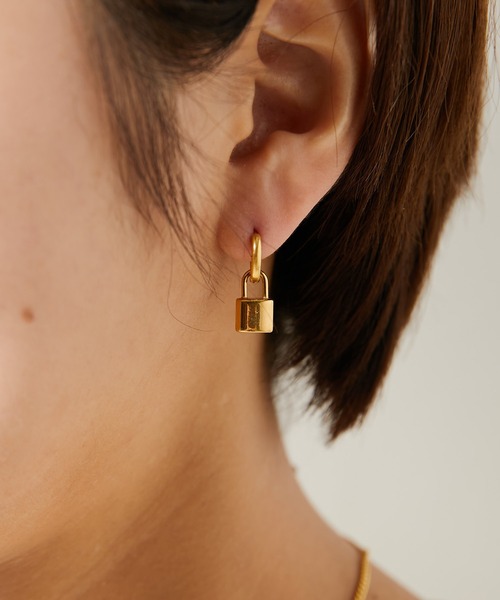 ear PAPILLONNER（イアパピヨネ）の「ステンレスパドロックピアス（ピアス（両耳用）・レディース・シルバー/ゴールド・FREE）」の10枚目の写真