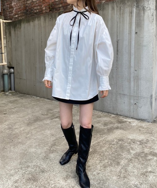 one after another NICE CLAUP(ワンアフターアナザーナイスクラップ)の「ボウタイスタンドカラーチュニック(シャツ/ブラウス・レディース・オフホワイト/ホワイト系その他/ベージュ/ベージュ系その他・FREE)」の5枚目の写真