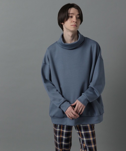 HARE（ハレ）の「ボリュームネックタートルプルオーバー(HARE)（スウェット・メンズ・ブラック/ベージュ/ブルー・SMALL/MEDIUM）」の3枚目の写真