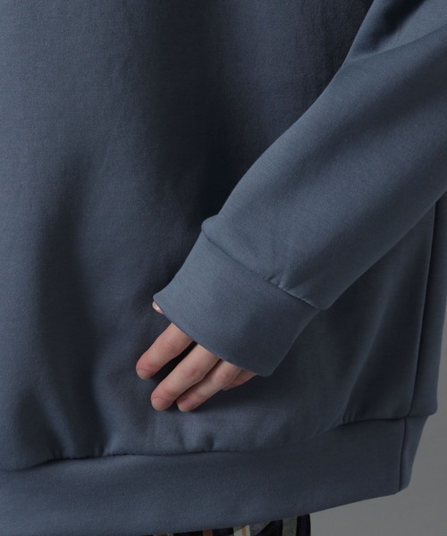 HARE（ハレ）の「ボリュームネックタートルプルオーバー(HARE)（スウェット・メンズ・ブラック/ベージュ/ブルー・SMALL/MEDIUM）」の12枚目の写真