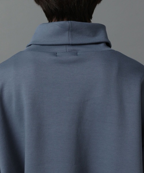 HARE（ハレ）の「ボリュームネックタートルプルオーバー(HARE)（スウェット・メンズ・ブラック/ベージュ/ブルー・SMALL/MEDIUM）」の14枚目の写真