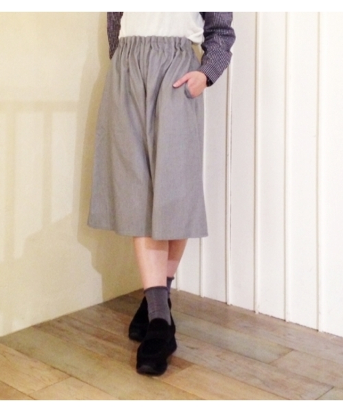 Kastane（カスタネ）の「【Kastane】Wタックガウチョパンツ（その他パンツ・レディース・グレー/カーキ/ネイビー・FREE）」の2枚目の写真