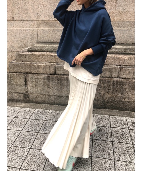 ulu（ウル）の「Original Arm cut sweat hoodie（スウェット・レディース・ブルー/ブラック・FREE）」の14枚目の写真