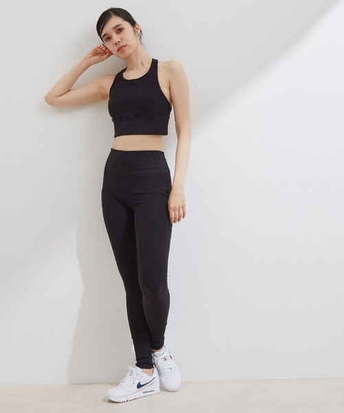 Alo Yoga(アロヨガ)の「【alo】ハイウエストアローソフトラウンジレギンス(レギンス/スパッツ・レディース・ブラック/グレー/ネイビー/ピンク・S/X-SMALL)」の5枚目の写真