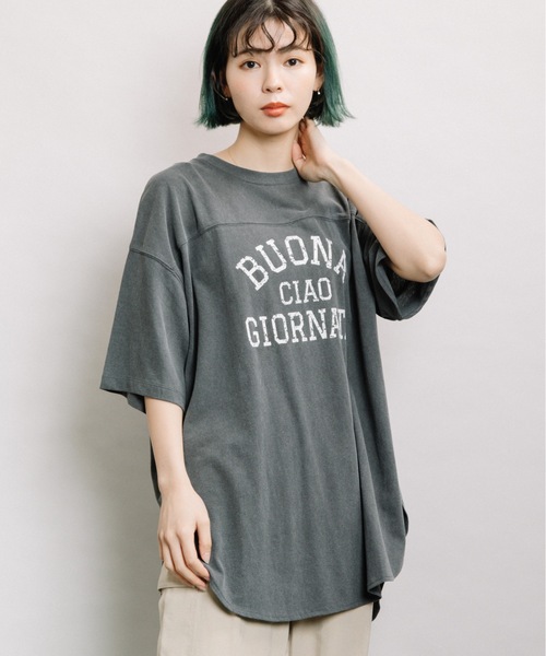 refinedworks（リファインドワークス）の「カレッジロゴTN（Tシャツ/カットソー・レディース・チャコールグレー/ベージュ/ブルー・FREE）」の6枚目の写真