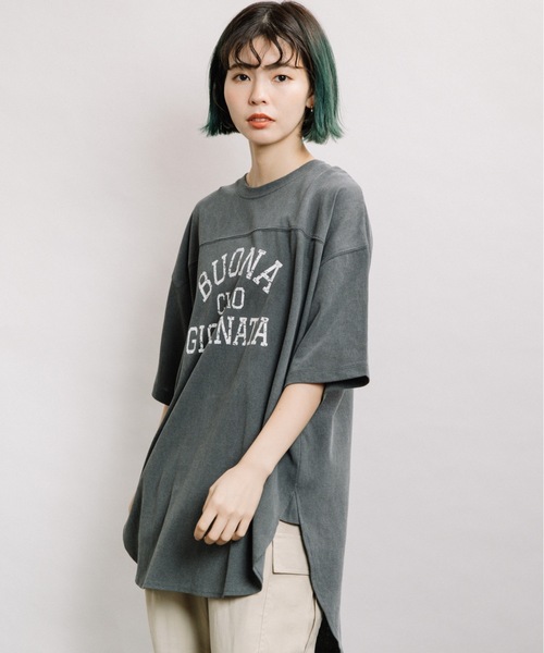 refinedworks（リファインドワークス）の「カレッジロゴTN（Tシャツ/カットソー・レディース・チャコールグレー/ベージュ/ブルー・FREE）」の8枚目の写真