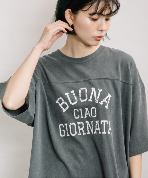 refinedworks（リファインドワークス）の「カレッジロゴTN（Tシャツ/カットソー・レディース・チャコールグレー/ベージュ/ブルー・FREE）」の13枚目の写真