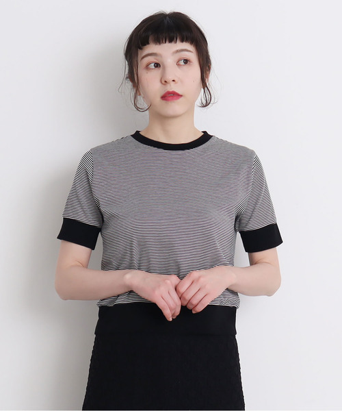 CHILD WOMAN（チャイルドウーマン）の「☆レンシルバイカラー半袖プルオーバー（Tシャツ/カットソー・レディース・ブラック/ネイビー/レッド/ブラック×ホワイト/レッド系その他/ブルー系その他2/レッド系その他2/ブラック系その他/アイボリー/ブラック系その他2/レッド系その他3/ブルー/レッド系その他4/ブラック系その他3・FREE）」の4枚目の写真