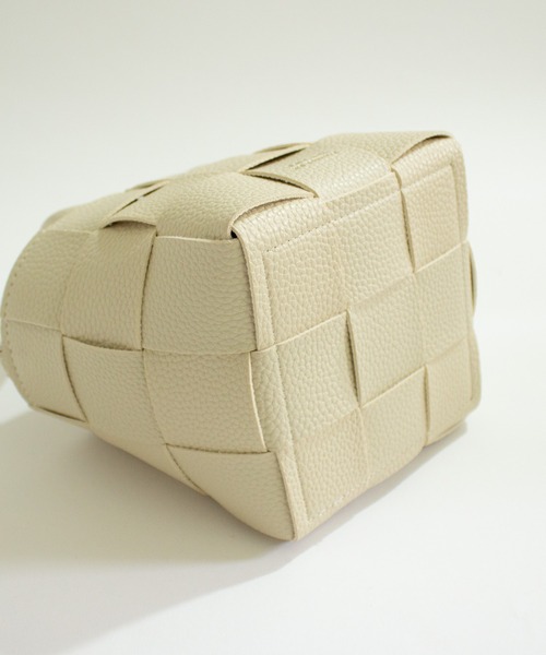 ALL ORDINARIES(オールオーディナリーズ)の「【favori(ファヴォリ)】メッシュ編み2WAYミニショルダー(ショルダーバッグ・レディース・ブラック/ライトグリーン/モカ/アイボリー・FREE)」の13枚目の写真