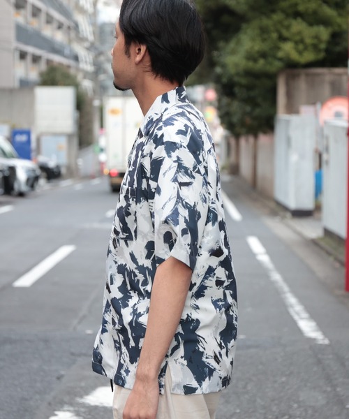 UNION STATION（ユニオンステーション）の「水彩柄総柄プリントオープンカラー半袖シャツ（シャツ/ブラウス・メンズ・ブルー系その他/ブラック系その他/ブラウン系その他・M/LL/L）」の5枚目の写真