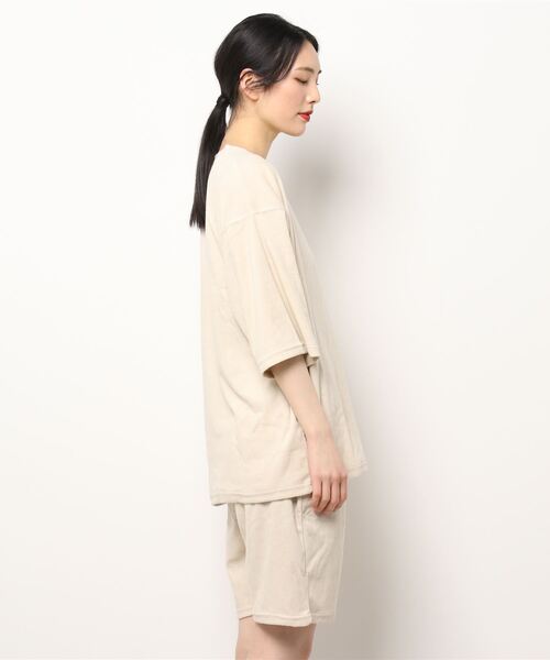 PEANUTS（ピーナッツ）の「【PEANUTS】セットアップ パイルポケットTシャツ / ショートパンツ（ルームウェア/パジャマ・レディース・ブラウン/ブラック/杢グレー/アイボリー/ブラウン系1/ホワイト系1/ブラック系1/グレー系1・MEDIUM/X-LARGE/LARGE）」の10枚目の写真