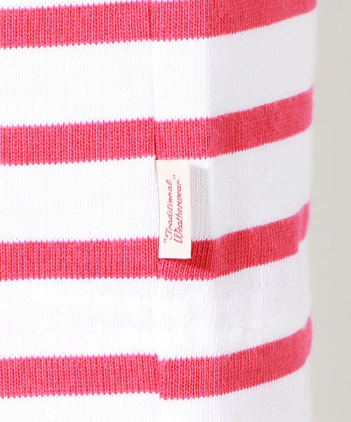 Traditional Weatherwear（トラディショナルウェザーウェア）の「◇【WEB限定】【TRADITIONAL WEATHERWEAR】BMBシャツ ロング（Tシャツ/カットソー・レディース・ベージュ系その他3/ブラック系その他3/レッド系その他3・SMALL）」の5枚目の写真