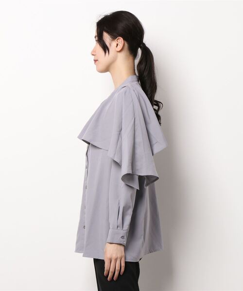 sango(sango)の「スパンブロードケープ付きスタンドブラウス(シャツ/ブラウス・レディース・オフホワイト/ラベンダー/スミクロ・FREE)」の19枚目の写真