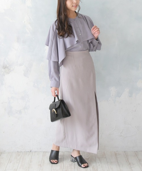 sango(sango)の「スパンブロードケープ付きスタンドブラウス(シャツ/ブラウス・レディース・オフホワイト/ラベンダー/スミクロ・FREE)」の6枚目の写真