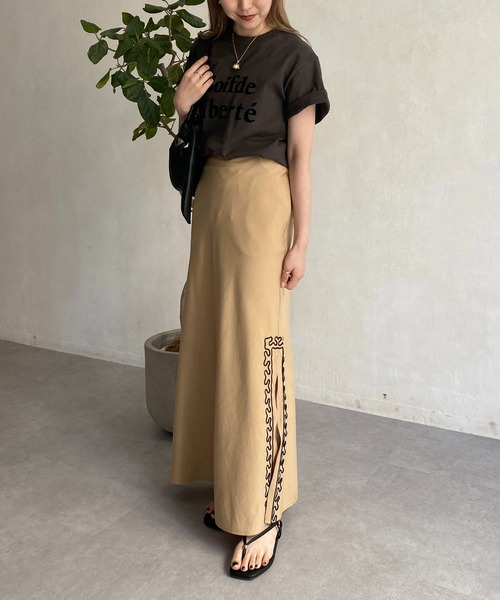 CAPRICIEUX LE'MAGE（カプリシューレマージュ）の「＜新色追加 / ネイビー・ピンク＞liberte' Tシャツ（Tシャツ/カットソー・レディース・チャコールグレー/グリーン/オレンジ/ネイビー/ピンク・FREE）」の18枚目の写真