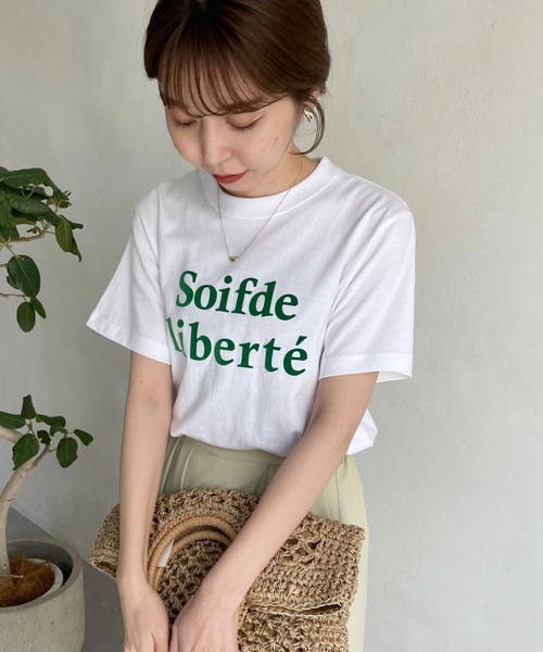 CAPRICIEUX LE'MAGE（カプリシューレマージュ）の「＜新色追加 / ネイビー・ピンク＞liberte' Tシャツ（Tシャツ/カットソー・レディース・チャコールグレー/グリーン/オレンジ/ネイビー/ピンク・FREE）」の21枚目の写真