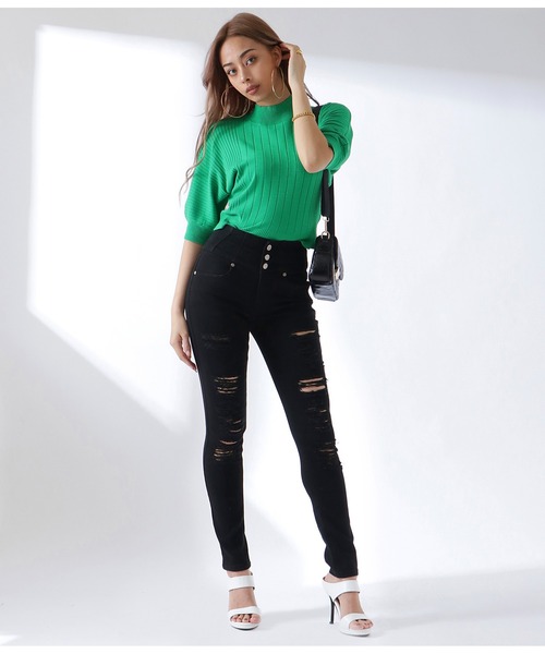 LATINA（ラティーナ）の「ショート丈ランダムリブドルマンスリーブトップスセーター（Tシャツ/カットソー・レディース・グリーン/ブラック/ベージュ・FREE）」の10枚目の写真