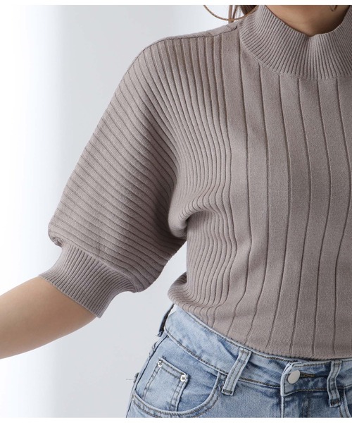 LATINA（ラティーナ）の「ショート丈ランダムリブドルマンスリーブトップスセーター（Tシャツ/カットソー・レディース・グリーン/ブラック/ベージュ・FREE）」の7枚目の写真