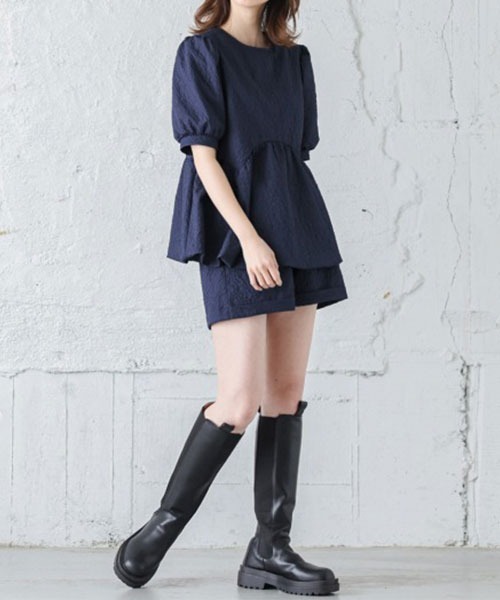 AMELY(エミリー)の「バッグリボンセットアップ(セットアップ・レディース・ホワイト/ネイビー/ブラック・M/L)」の3枚目の写真