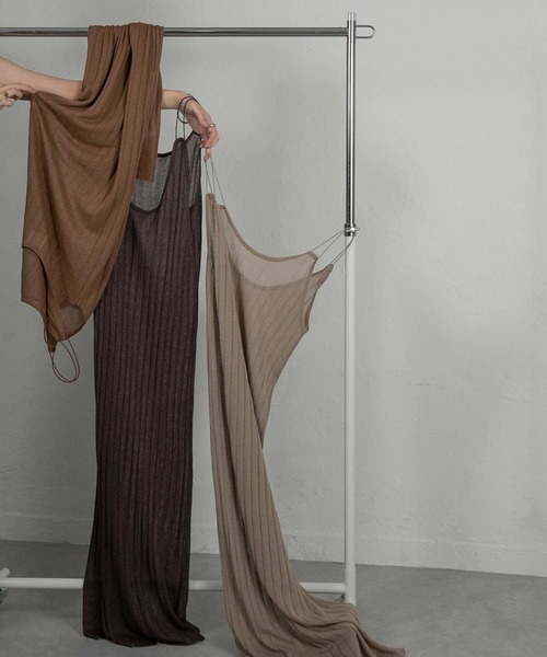 Amiur（エミレ）の「lame rib knit sheer ops（ワンピース・レディース・ベージュ/ブラウン/ダークブラウン・FREE）」の11枚目の写真