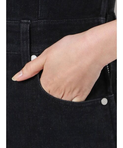 EMODA(エモダ)の「フレアデニムサロペット(サロペット/オーバーオール・レディース・インディゴブルー/ブラック・SMALL/MEDIUM)」の20枚目の写真