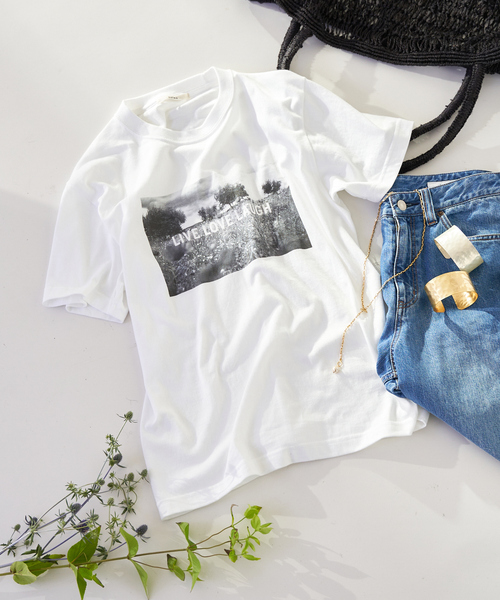 collex（コレックス）の「フォトプリントTシャツ（Tシャツ/カットソー・レディース・ホワイト系その他/ホワイト系その他2・フリー）」の2枚目の写真
