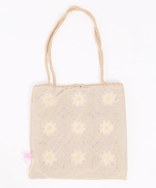 WC(ダブル シー)の「フラワーニットミニトート(トートバッグ・レディース・アイボリー・FREE)」の11枚目の写真