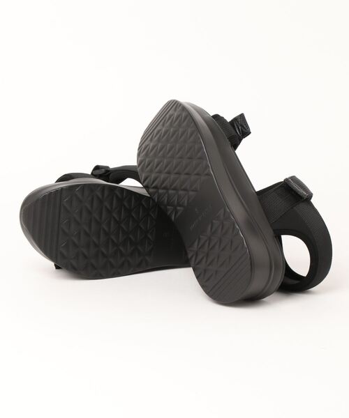 LSMR（レスモア）の「LSMR レスモア レディース 厚底スポーティサンダル 222208（サンダル・レディース・ブラック/ベージュ・L/LL/S/M）」の4枚目の写真