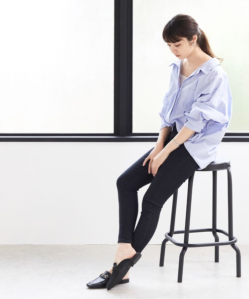 menue（メヌエ）の「ビット付きスクエアトゥローファーミュール（ローファー・レディース・ブラック系その他/アイボリー/キャメル/ブラック/グレイッシュベージュ/ダークブラウン・M/XS/3L/L/S/LL）」の22枚目の写真