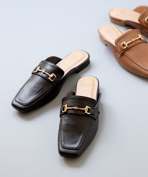 menue（メヌエ）の「ビット付きスクエアトゥローファーミュール（ローファー・レディース・ブラック系その他/アイボリー/キャメル/ブラック/グレイッシュベージュ/ダークブラウン・M/XS/3L/L/S/LL）」の16枚目の写真