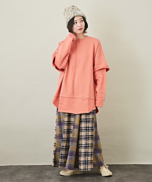 CUBE SUGAR（キューブシュガー）の「WEB限定無地スウェットレイヤード風長袖チュニック（チュニック・レディース・サックスブルー/ナチュラル/チャコールグレー/ピンク・M）」の11枚目の写真