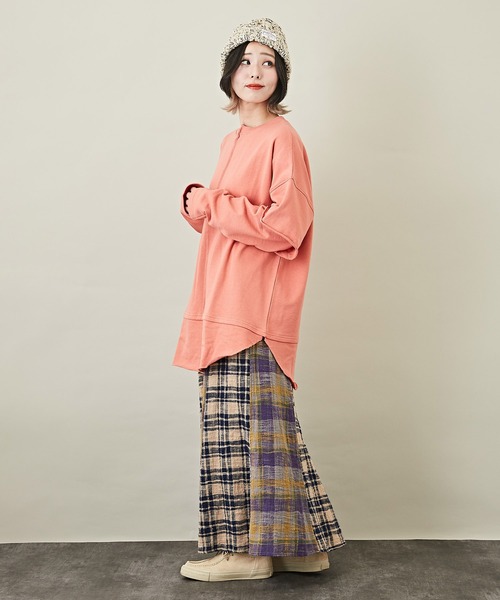 CUBE SUGAR（キューブシュガー）の「WEB限定無地スウェットレイヤード風長袖チュニック（チュニック・レディース・サックスブルー/ナチュラル/チャコールグレー/ピンク・M）」の12枚目の写真