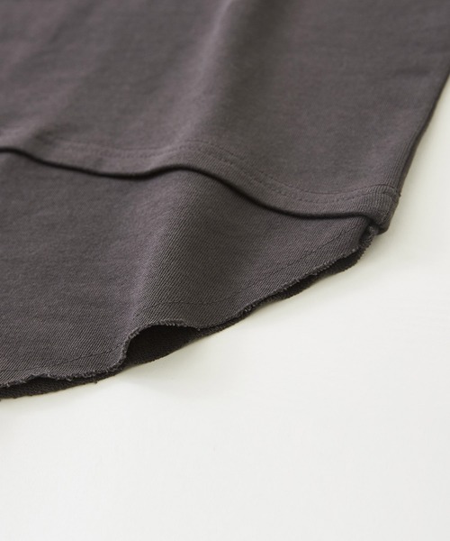 CUBE SUGAR（キューブシュガー）の「WEB限定無地スウェットレイヤード風長袖チュニック（チュニック・レディース・サックスブルー/ナチュラル/チャコールグレー/ピンク・M）」の22枚目の写真