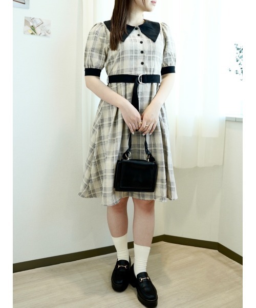 CECIL McBEE（セシルマクビー）の「ビッグカラーチェックワンピース（ワンピース・レディース・ネイビー/ベージュ/アイボリー・MEDIUM）」の3枚目の写真