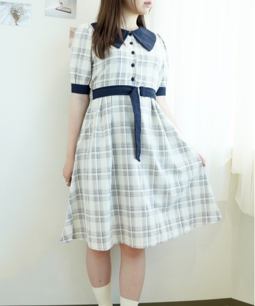 CECIL McBEE（セシルマクビー）の「ビッグカラーチェックワンピース（ワンピース・レディース・ネイビー/ベージュ/アイボリー・MEDIUM）」の8枚目の写真