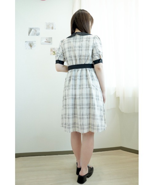 CECIL McBEE（セシルマクビー）の「ビッグカラーチェックワンピース（ワンピース・レディース・ネイビー/ベージュ/アイボリー・MEDIUM）」の12枚目の写真