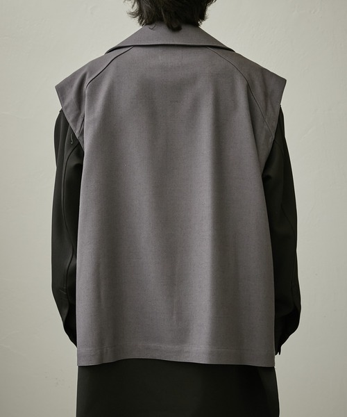 Lui's（ルイス）の「ワイドトレンチベスト（ベスト・メンズ・チャコールグレー/ブラック・FREE）」の14枚目の写真