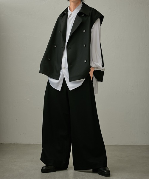 Lui's（ルイス）の「ワイドトレンチベスト（ベスト・メンズ・チャコールグレー/ブラック・FREE）」の4枚目の写真