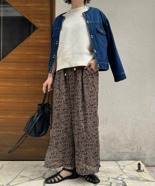 Chez toi（シェトワ）の「ゴールドフックノーカラーGジャン（デニムジャケット・レディース・カーキ/インディゴブルー/ブルー/アイボリー・FREE）」の19枚目の写真