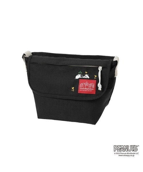 Manhattan Portage(マンハッタンポーテージ)の「Casual Messenger Bag PEANUTS FW22(メッセンジャーバッグ)」|ブラック